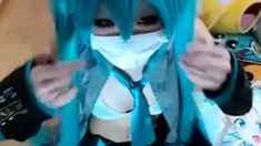 Miku Hatsune A Chating And Playing 130625