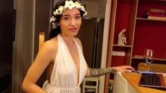 Close up amateur masturbating solo