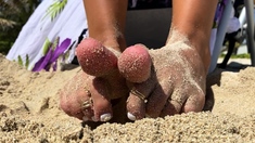 Amateur hottie solo masturbation