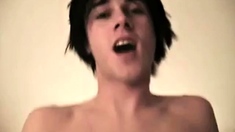 Emo Twink Amateur Bareback Fuck