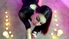 Amateur Brunette Slave Toyed