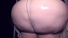Fat bbw amateur stripping tease