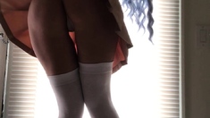 Big ass webcam slut in black stockings squirting like