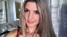 Amateur Teen with Huge Dildo Masturbating on Webcam