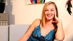 Blonde Babe Sexy Solo Masturbation