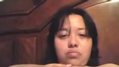 Curvy Latina on Cam Shows Off Her Hairy Assets