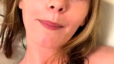 Brunette Solo Webcam Masturbation